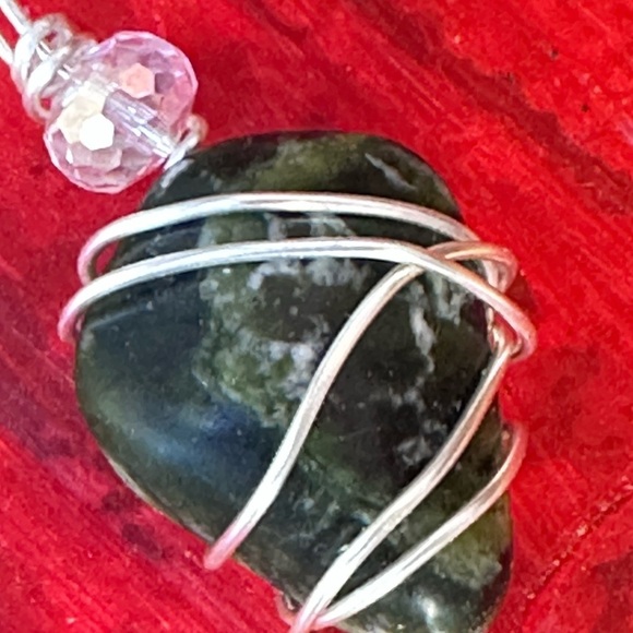 Pendant Necklace Serpentine, Healerite Gemstone Wire Wrapped 16-18’ Chain 5518 G - Picture 8 of 12